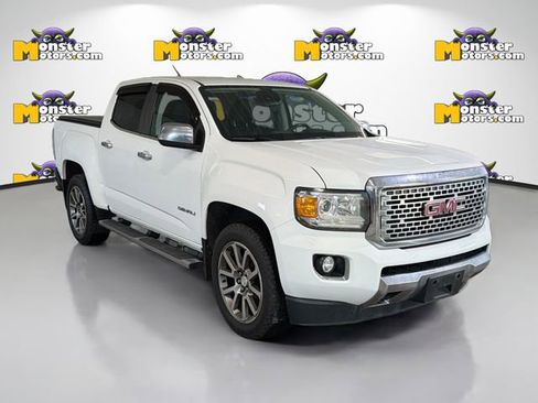 Used 2018 GMC Canyon Denali image 3