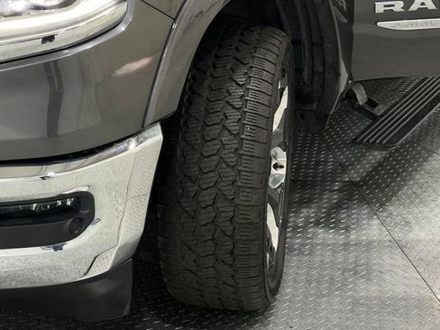 Used 2019 RAM 1500 Limited image 36