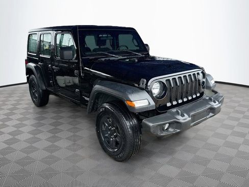 Used 2021 Jeep Wrangler Unlimited Sport AWD/4WD image 4