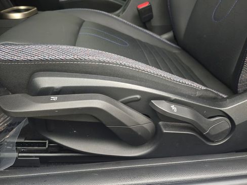 Certified 2025 MINI Cooper S image 13