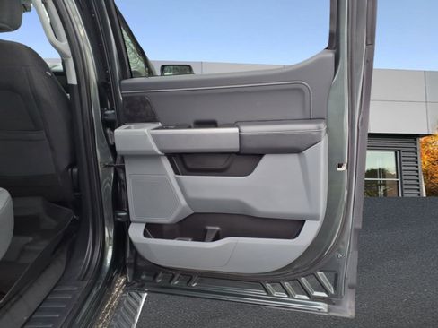 Used 2021 Ford F150 XLT w/ Equipment Group 301A Mid image 11