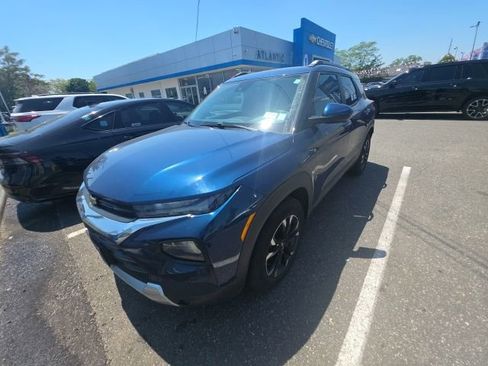 Used 2021 Chevrolet TrailBlazer LT w/ Convenience Package FWD image 1