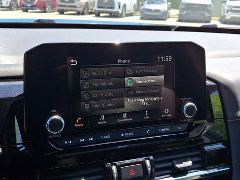 Used 2025 Nissan Pathfinder Rock Creek AWD/4WD image 17