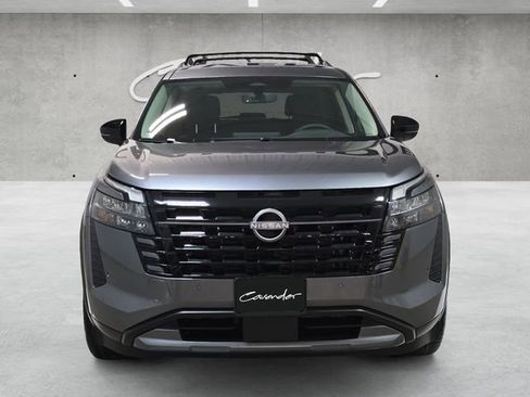 New 2026 Nissan Pathfinder SL image 18