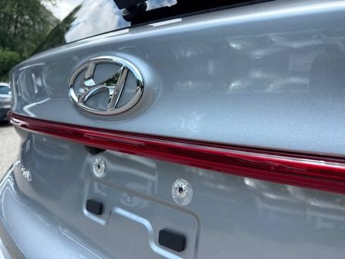 Used 2023 Hyundai Santa Fe Limited AWD/4WD image 13