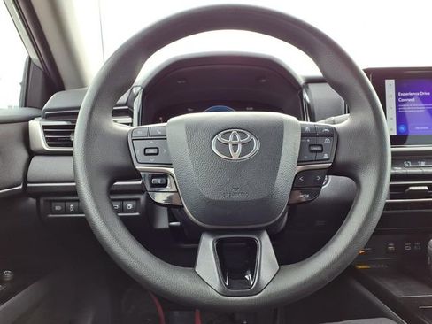 Used 2025 Toyota Camry LE FWD image 60