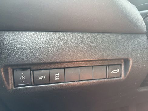 Used 2023 Toyota Venza Nightshade AWD/4WD image 20