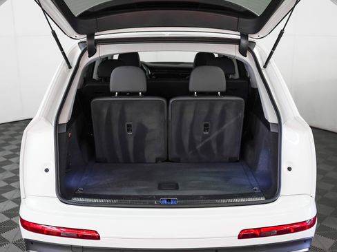Used 2022 Audi Q7 Premium Plus w/ Premium Plus Package image 13