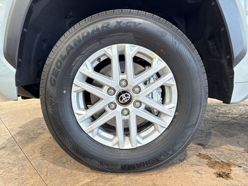 New 2026 Toyota Tundra SR5 image 10