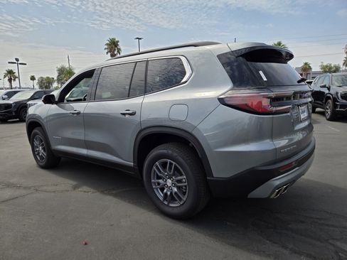 New 2025 GMC Acadia Elevation image 3