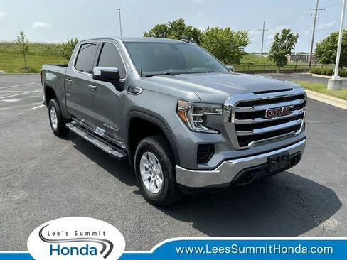 Used 2019 GMC Sierra 1500 SLE w/ SLE Value Package AWD/4WD image 1