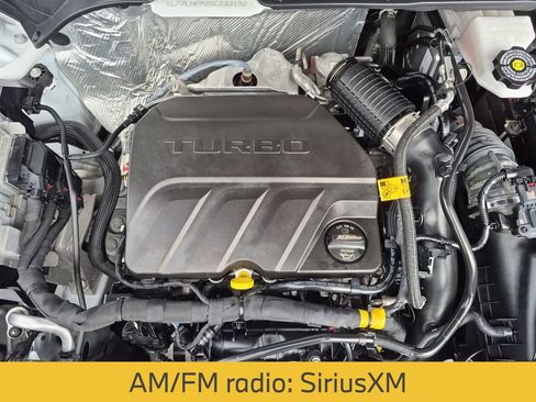 Used 2025 Chevrolet Trax LT w/ LT Convenience Package FWD image 15