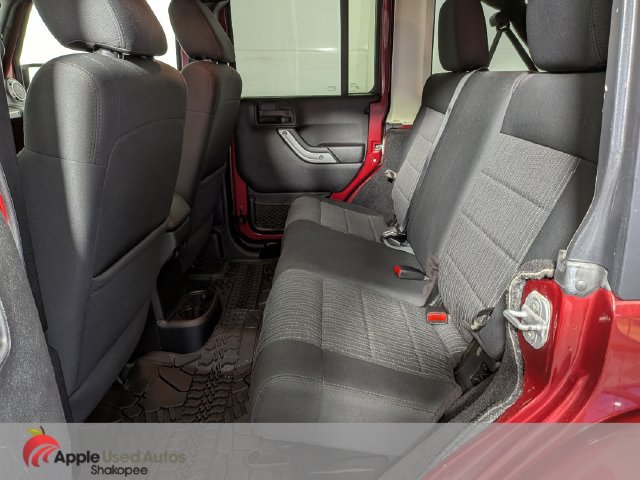 Used 2011 Jeep Wrangler Unlimited Sahara AWD/4WD image 26