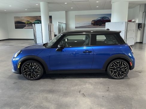 New 2026 MINI Cooper S FWD image 4
