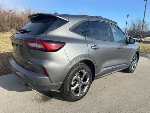 Used 2024 Ford Escape ST-Line w/ Tech Pack #1 image 10