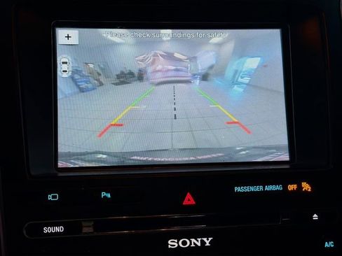 Used 2017 Ford Explorer Sport w/ Equipment Group 401A image 12