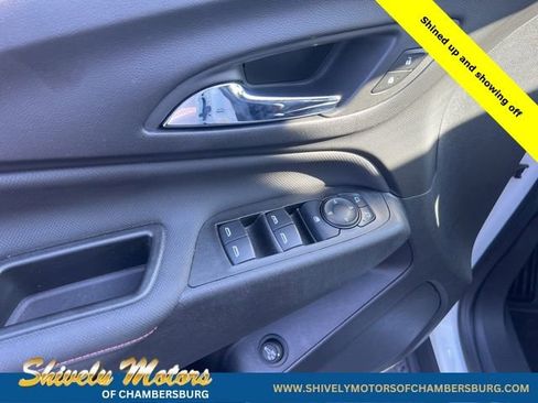 Used 2022 Chevrolet Equinox RS FWD image 19