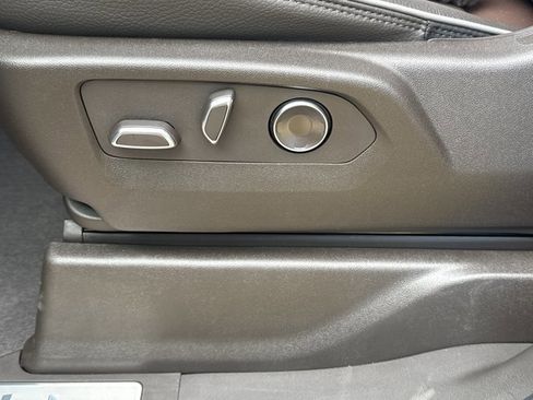 New 2026 GMC Sierra 3500 Denali w/ Denali Reserve Package image 18