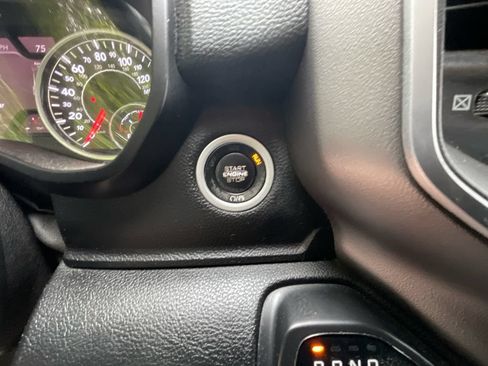Used 2020 RAM 1500 Big Horn AWD/4WD image 28
