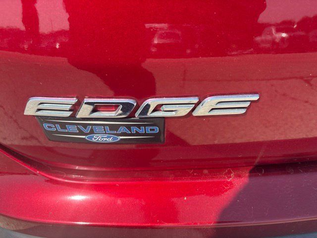 Used 2019 Ford Edge SEL w/ Equipment Group 201A FWD image 39