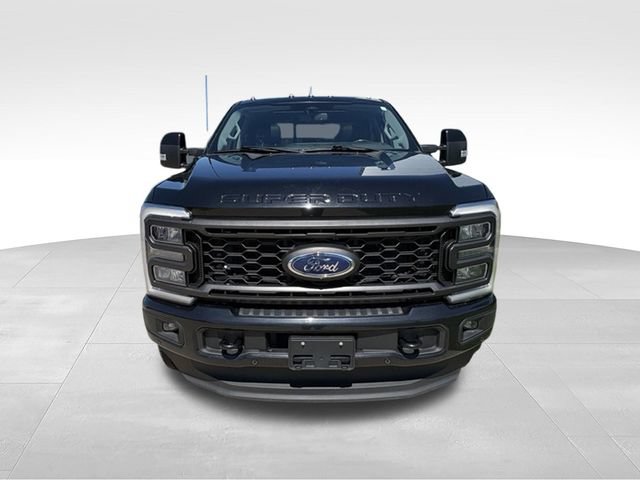 Used 2023 Ford F250 Lariat w/ Lariat Ultimate Package AWD/4WD image 8