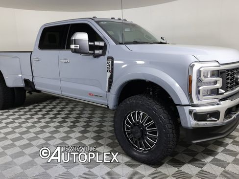 Used 2025 Ford F450 Lariat w/ Lariat Ultimate Package image 4