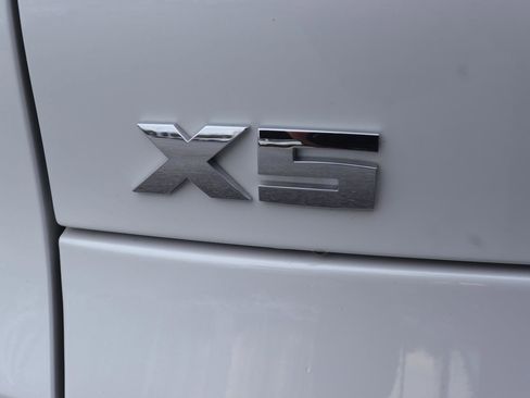 Used 2024 BMW X5 M60i image 10