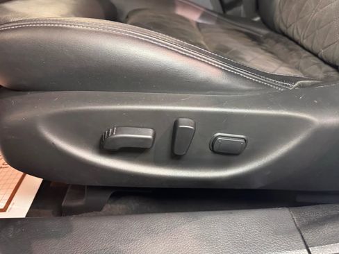 Used 2016 Nissan Maxima SR image 11