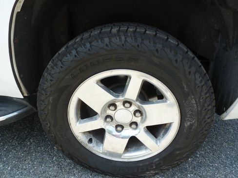 Used 2007 GMC Yukon Denali AWD/4WD image 14