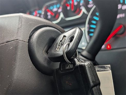 Used 2015 Chevrolet Silverado 1500 LTZ Z71 w/ LTZ Plus Package image 32