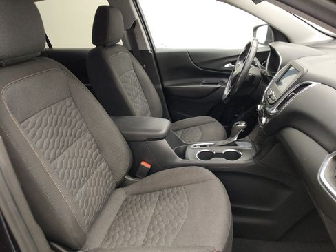 Used 2020 Chevrolet Equinox LT w/ Driver Convenience Package FWD image 21