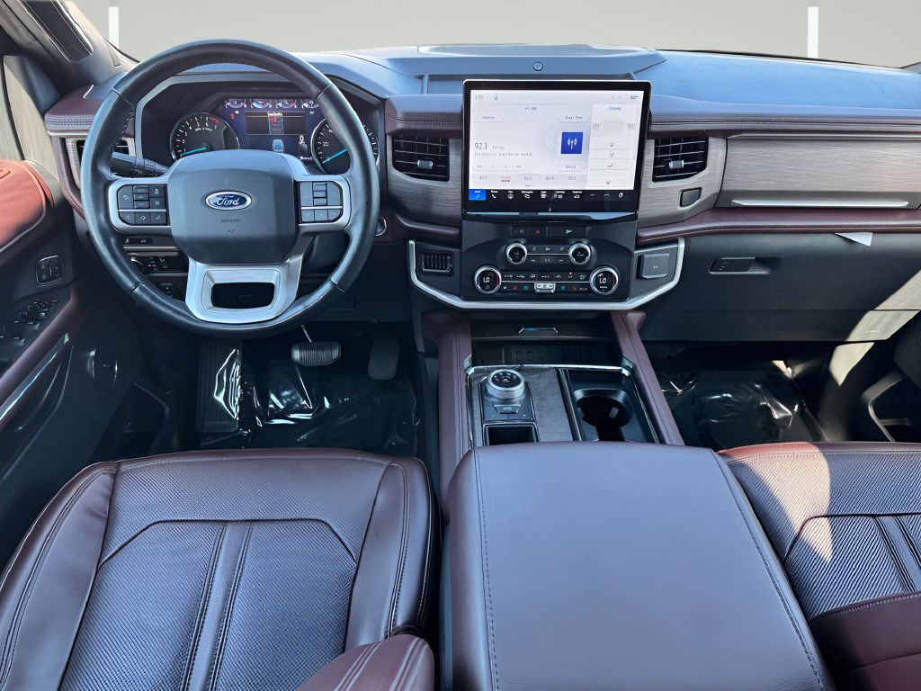 Used 2024 Ford Expedition Limited RWD image 10