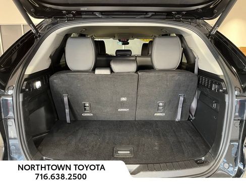 Used 2024 MAZDA CX-90 3.3 Turbo w/ Select Package image 21