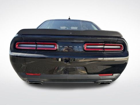 Used 2016 Dodge Challenger R/T Scat Pack w/ Leather Interior Group image 5