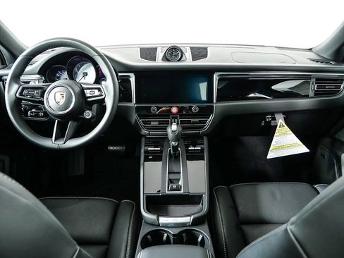 New 2026 Porsche Macan S image 22