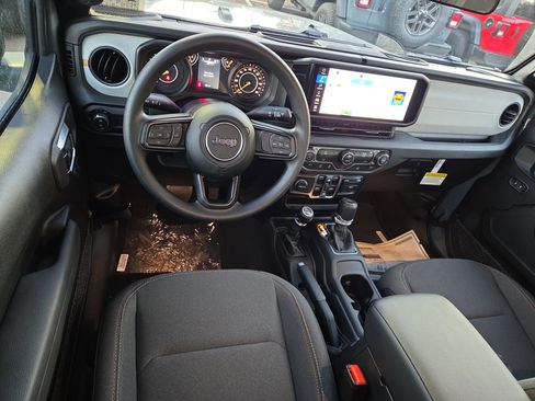 New 2026 Jeep Gladiator Sport image 7