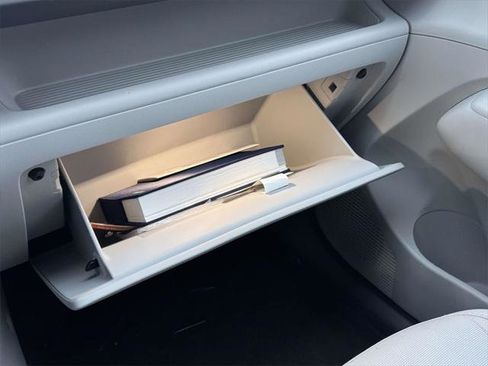 Used 2025 Hyundai Kona SEL image 34