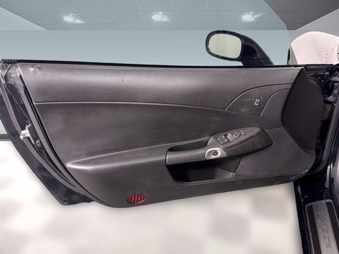 Used 2008 Chevrolet Corvette Coupe image 18