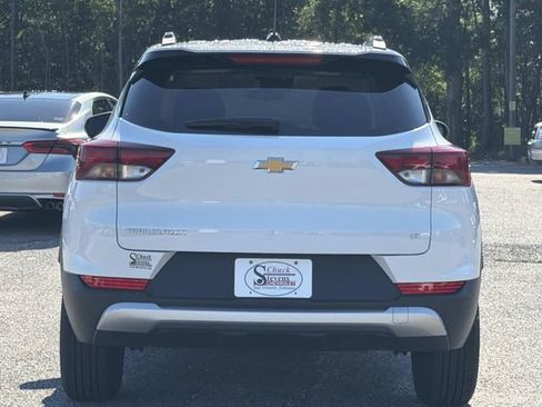 Used 2026 Chevrolet TrailBlazer LT FWD image 9