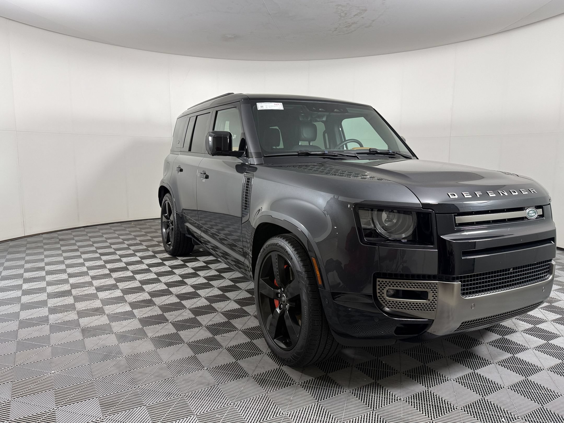 Certified 2024 Land Rover Defender 110 X AWD/4WD image 7