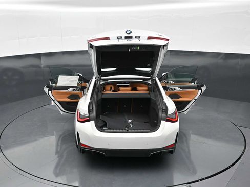 New 2026 BMW i4 xDrive40i w/ Premium Package AWD/4WD image 33