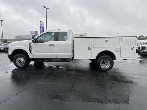 New 2025 Ford F350 XL image 26