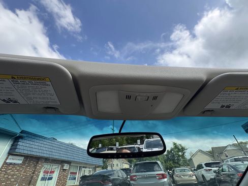 Used 2010 INFINITI G37 Sport w/ Premium Pkg image 39