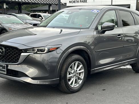 Certified 2025 MAZDA CX-5 AWD 2.5 S w/ Preferred Package image 3