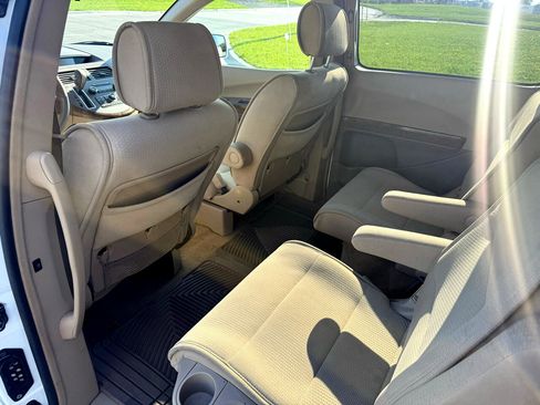 Used 2009 Nissan Quest S w/ Drivers Pkg image 9