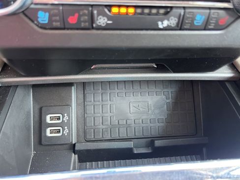 Used 2019 Ford Expedition XLT w/ Equipment Group 202A RWD image 31