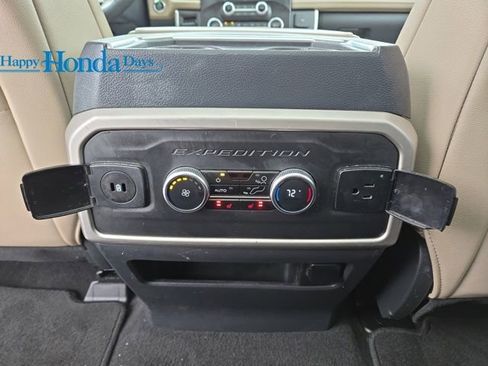 Used 2024 Ford Expedition Max Limited image 19