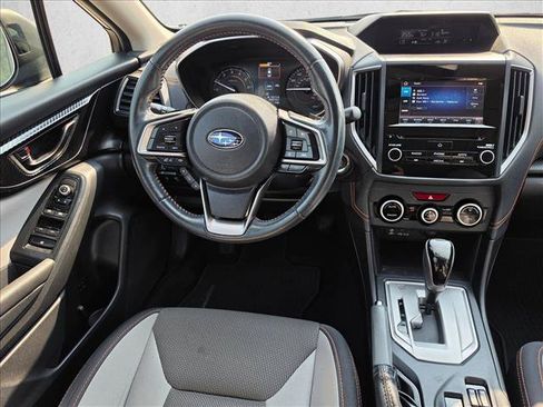 Used 2020 Subaru Crosstrek 2.0i Premium w/ Moonroof Package 1 AWD/4WD image 19