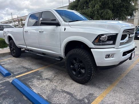 Used 2018 RAM 2500 Laramie w/ Sport Appearance Group AWD/4WD image 7