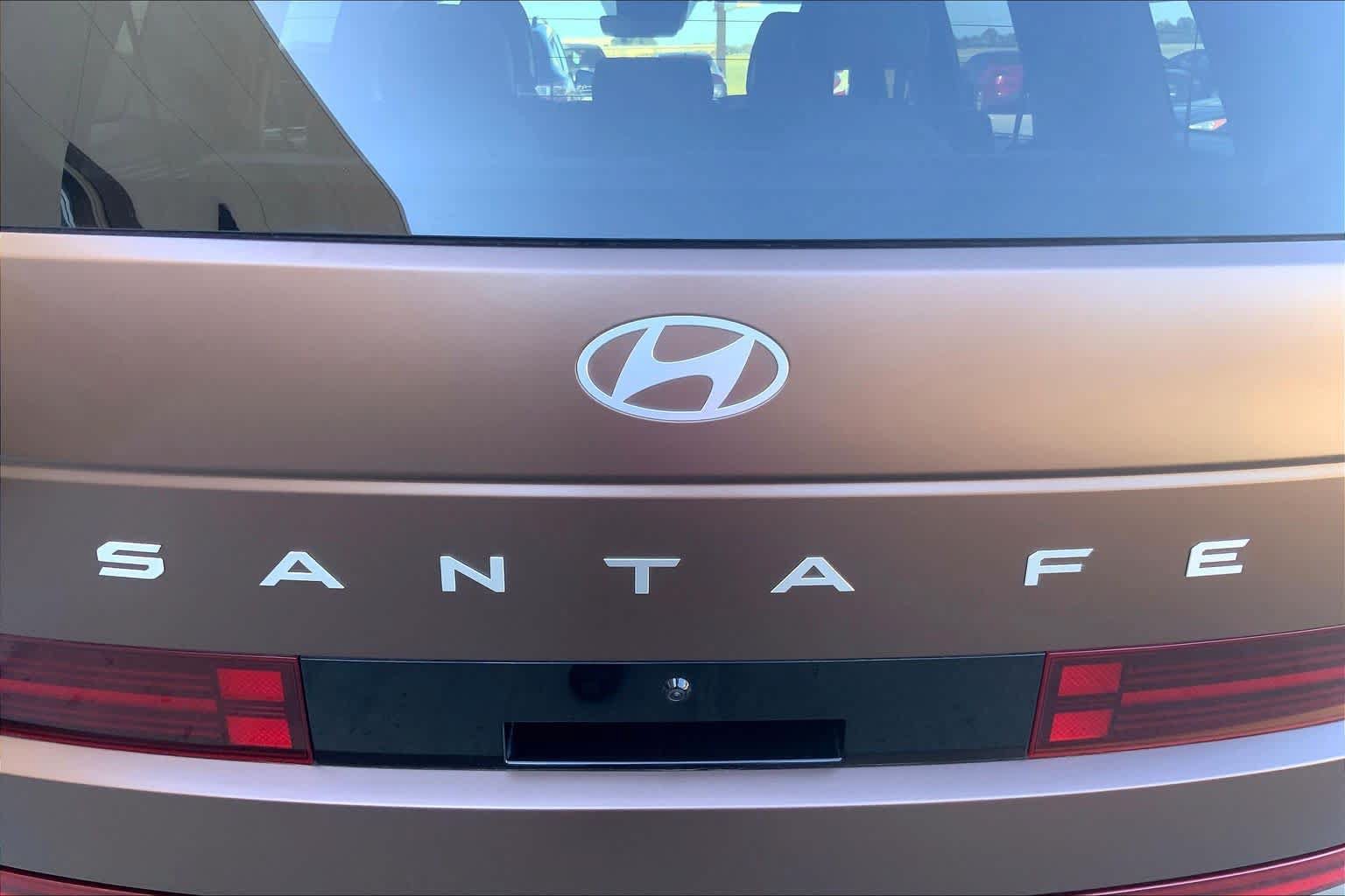 Used 2024 Hyundai Santa Fe Limited FWD image 33